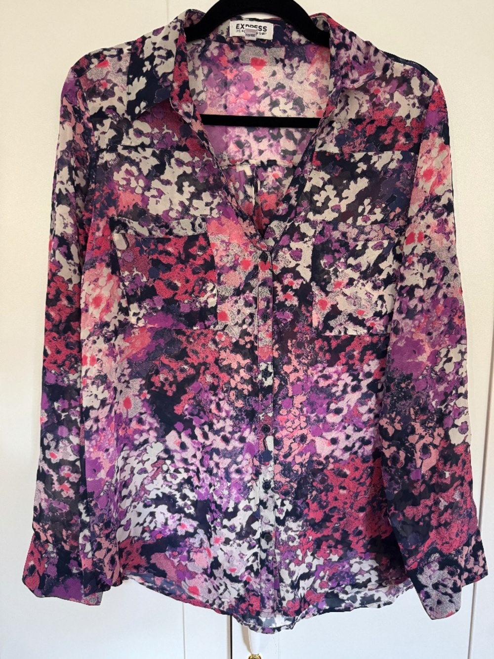 Express Portofino Shirt L Purple Pink Abstract Floral Button Down